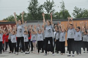 Es crea una flashmob per ballar-la conjuntament el Dia Internacional de la Dansa