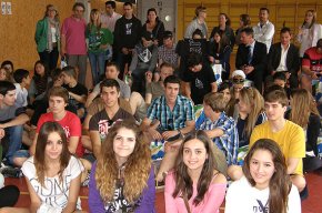 LInstitut La Mar de la Frau de Cambrils clou el programa Comenius amb alumnes dAlemanya, Turquia, Itàlia, Holanda i Polònia
