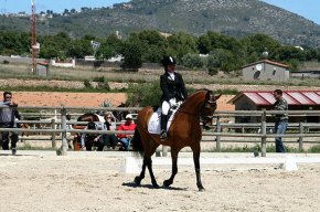 Èlia Fuxi del Club Hípic Castells queda primera a la Reprise 1 del concurs Territorial de Doma Clàssica