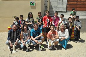 El Parc del Pescador acull l'última tirada del torneig escolar de bitlles catalanes