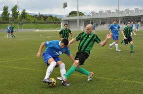 Decisiva victòria del FC Cambrils davant el Calafell que l'acosta a la salvació
