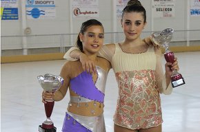 Alba Muñoz i Sheila Hurtado, del Club Patí Cambrils, es proclamen campiones provincials en les categories infantil i aleví