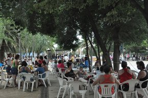 El barri de Nou Cambrils viu tres intensos dies de festes