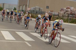 Sisenes posicions pels ciclistes Àlex Sánchez i Edgar Curto en la darrera prova de la Copa catalana de ciclisme de carretera