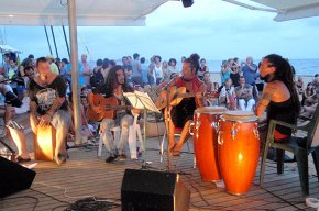 La cambrilenca Bali Cejas interpreta els seus èxits de rumba i flamenc al Wind
