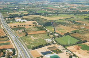 Els pagesos podran marcar amb esprais la maquinària agrícola per posar fre a l'onada de robatoris