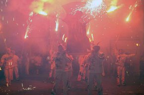 La colla de diables Els Cagarrieres guanya el II Concurs d'encesa inicial de Garcia