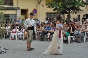 El ball de la Rosaura mostra, públicament, el seu malestar per la retallada soferta
