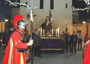 Es trasllada la imatge de Jesús Natzarè des de la parròquia de Sant Pere fins a la parròquia de Santa Maria