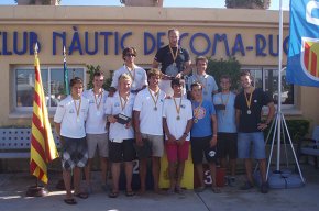 El Club Nàutic Cambrils aconsegueix la medalla dor i la de bronze al campionat de Catalunya de Laser per equips 