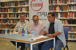 L'Ateneu Roig recorda la figura del desaparegut escriptor Manuel Vázquez Montalbán 