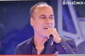 El cambrilenc Joan Pau Piqué segueix endavant al programa La Voz de Tele5 després que anit fos escollit per votació popular