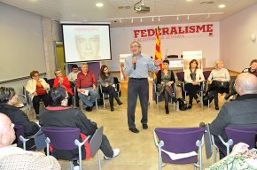 Xavier Sabaté, candidat del PSC, defensa el federalisme com el "nou model de relació que Catalunya ha de tenir amb Espanya"