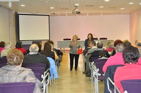 Més de 30 persones s'ofereixen com a voluntaris per endegar el centre de distribució d'aliments a Cambrils