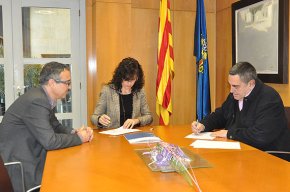 L'Ajuntament i el Club de Tir Olímpic signen un conveni per a l'ús de la galeria de tir per part de la Policia Local i dels socis del club