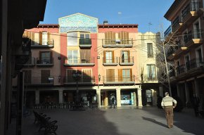 LAjuntament estudiarà fórmules més "flexibles" per facilitar lobertura destabliments comercials al Barri Antic