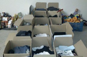 El NMC recull 228 quilos de menjar, 280 quilos de roba de segona mà i 24 joguets en la seva campanya benèfica nadalenca