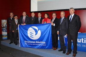 Els cinc municipis de l'Estacio Nàutica Costa Daurada recullen la bandera blava que els acredita com a Destinació Nàutica Excel·lent
