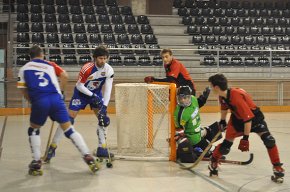 Victòria del Cambrils d'hoquei i d'handbol a casa i derrota del CB Cambrils a domicili