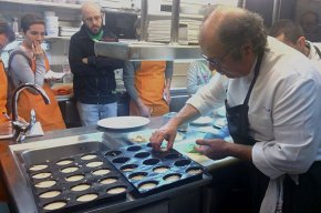 Els restauradors cambrilencs encenen els seus fogons en la primera sessió gastronòmica de "Cambrils cuina oberta"