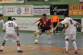 El CFS Laguna es retira de la competició a meitat de temporada per discrepàncies amb l'Ajuntament