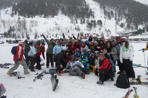 El programa Carretera i Manta prepara l'última esquiada de la temporada a Vallnord 