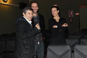 El director de cinema Demian Sabini i l'actriu Carla Pérez presenten el seu film "Terrados" al Cinema Municipal Rambla