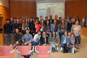 Els alumnes d'Història de la Universitat Rovira i Virgili visiten l'Arxiu Municipal