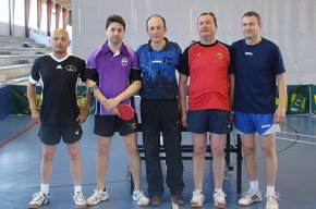 El cambrilenc Josep Pajuelo es proclama tetracampió del campionat provincial de veterans de tennis taula