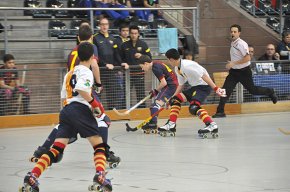 El FC Barcelona guanya el campionat de Catalunya d'hoquei patins infantil disputat a Cambrils