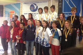 Lequip dOptimist del Club Nàutic Cambrils guanya el Campionat de Catalunya per equips