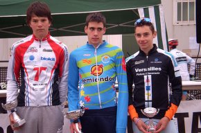 Edgar Curto guanya una cursa de ciclisme infantil de la Copa Aragó a Saragossa
