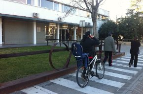 Prop del 80% dels alumnes dels instituts cambrilencs se sumen a la vaga general de l'educació