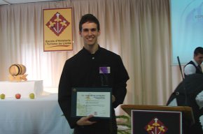 Adrià García, alumne de l'Escola d'Hoteleria i Turisme de Cambrils, tercer en el Concurs de Cocteleria Trofeu Ciutat de Lleida