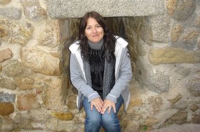 Una quarantena de mecenes financen la primera novel·la de la cambrilenca Susana Rubio