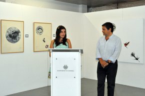Aurembiaix Sabaté, guanyadora del Premi de pintura Vila de Cambrils 2012, presenta la seva obra a la sala Àgora