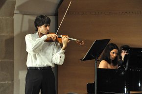 La Cripta de l'Ermita acull el concert de música clàssica del duet format per Octavi Martínez i Astrid Steinschaden