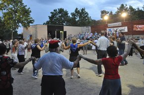El parc del Pescador acull la 33a edició de l'Aplec de Sardanes