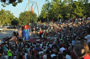 "Cabarè Parodia" porta l'espectacle del circ al parc del Pinaret