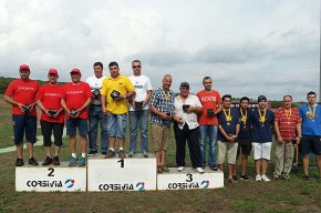 Antoni Ruiz Nat es proclama campió de Catalunya de tir al plat com a integrant de l'equip Saga-Armusa