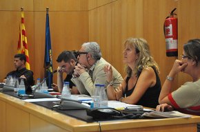 S'aproven inicialment les ordenances fiscals per a l'any 2014 amb els vots en contra dels regidors de l'oposició