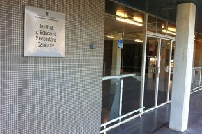 Els alumnes i professors dels centres cambrilencs se sumen a la vaga contra la llei Wert i les retallades