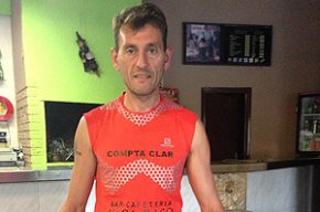 El cambrilenc Juan Martínez puja al podi en la prova dels 100 quilòmetres de la Ultra Trail Serra Montsant