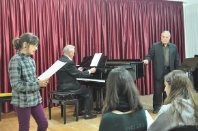 L'Escola Municipal de Música acull un concert de música russa a piano i veu