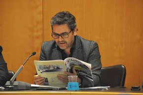 Revista Cambrils protagonitza l'apartat de preguntes del ple ordinari