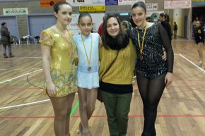 Maria Carbó, Paula Bonillo i Rebeca Franqueza competeixen a la Copa Catalana de patinatge artístic
