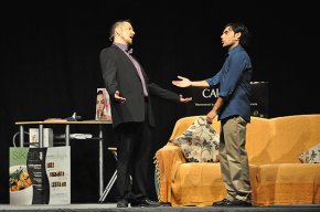 Teatre Xerinola presenta La teva dona m'enganya, una desbaratada comèdia d'embolics de parella