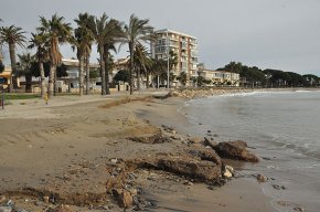 L'Ajuntament i el Servei de Costes de Tarragona acorden realitzar els treballs de regeneració de les platges el proper maig