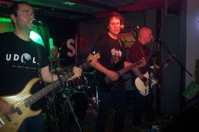 Udols torna als escenaris amb un ple absolut