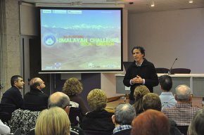 Lalpinista Òscar Cadiach presenta a Cambrils el repte "14+1x8000 Himalayan Challenge
